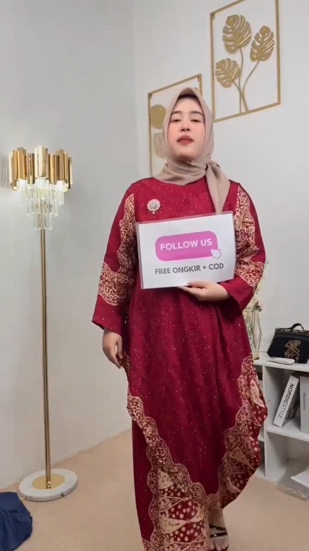Live fashion